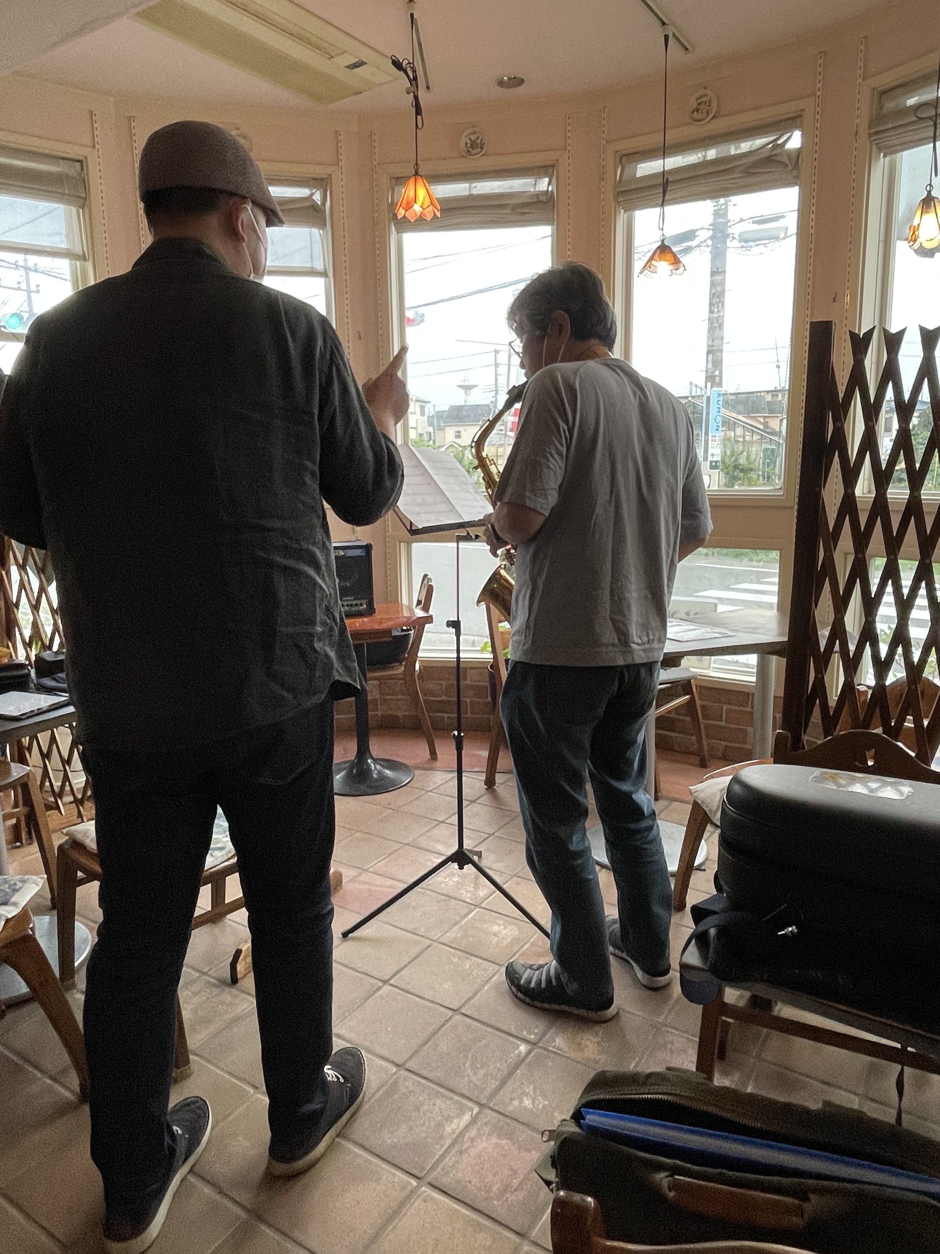 CBE63223-4E71-4AC7-B381-8E6214330397