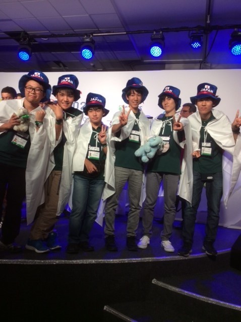 7420C45D-19BF-45CC-8E50-C1579CAD0ADF