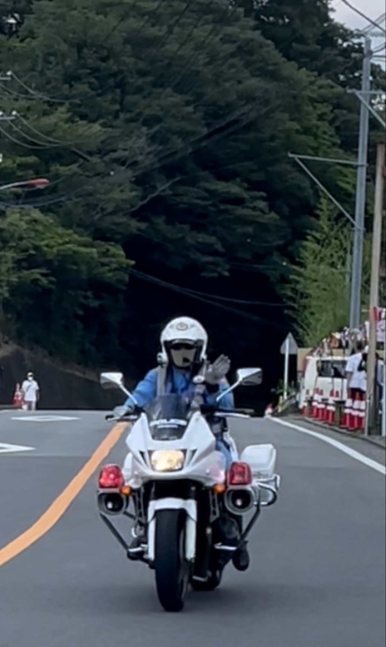 CE5BF2B4-2CB5-4912-80C3-5C551DA55758