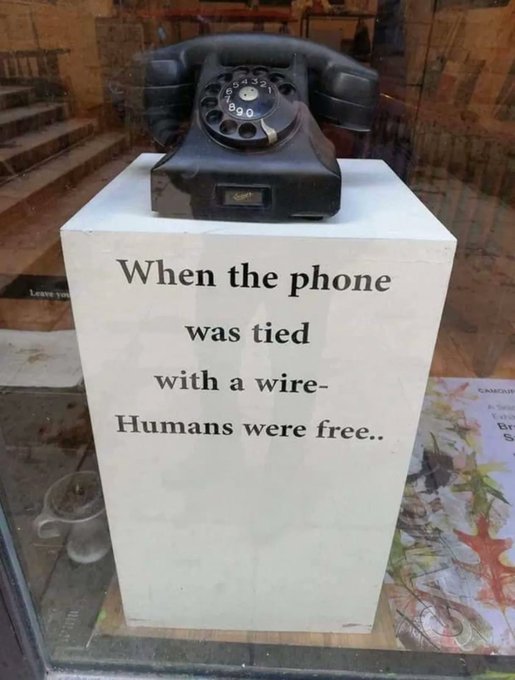 D4AA8DE1-C01D-4EF7-995F-D4F854AF9586