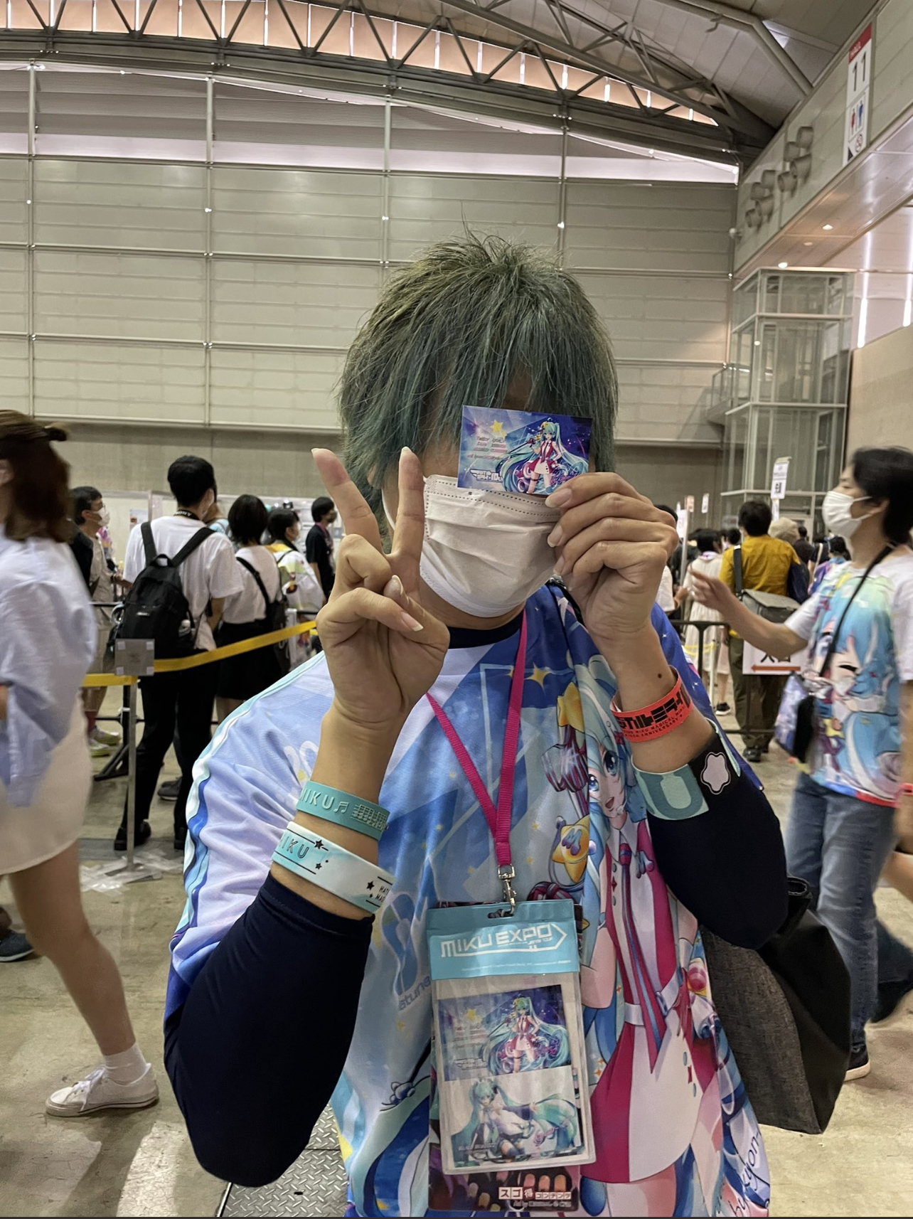 2A2AF97B-2F86-439C-8AAD-FD8D57D8A7D8