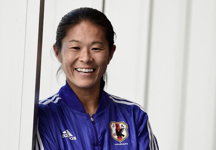 9D8DF513-F0D8-488D-82BA-E131FE784DBC